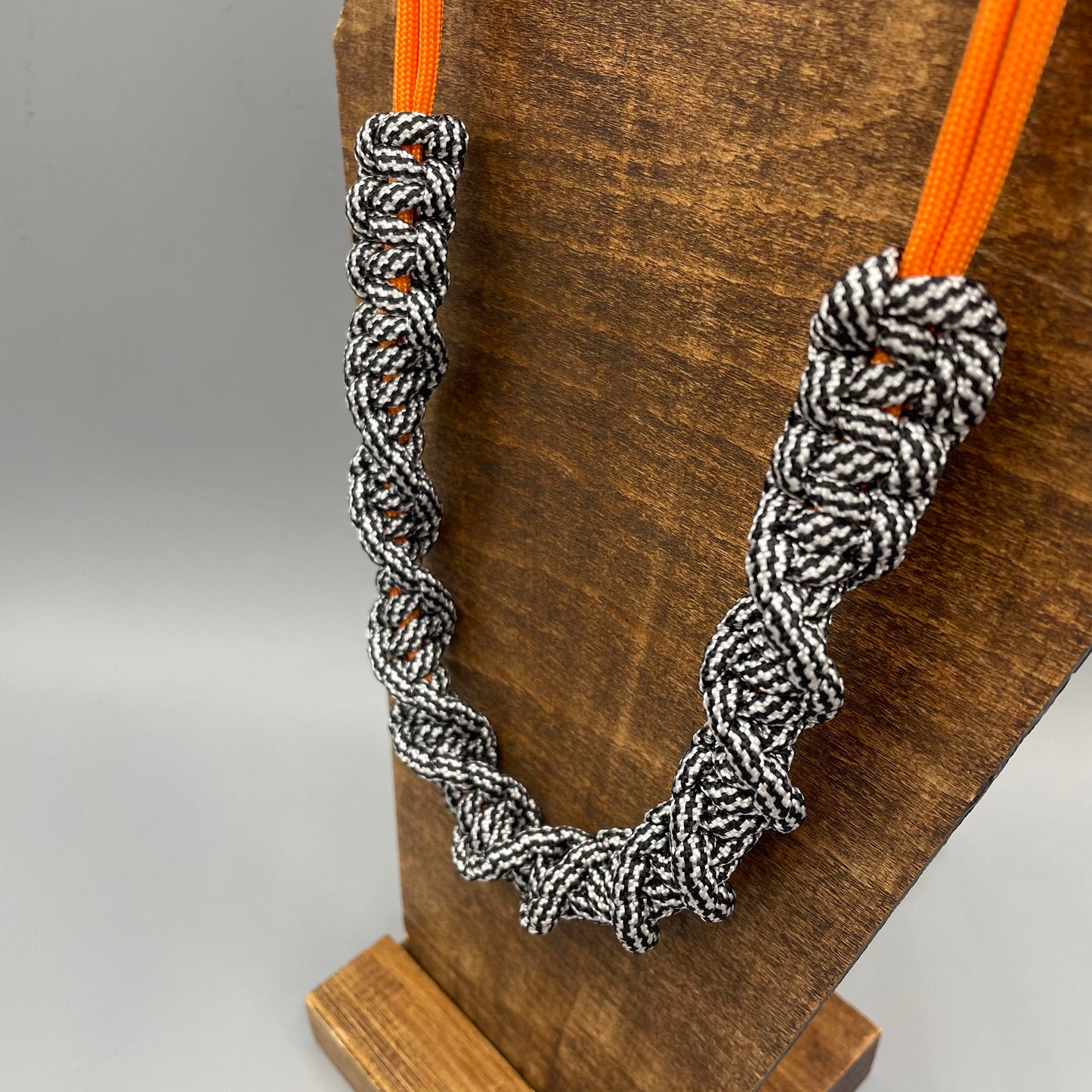 Paracord Macrame Necklace - Gingham Black