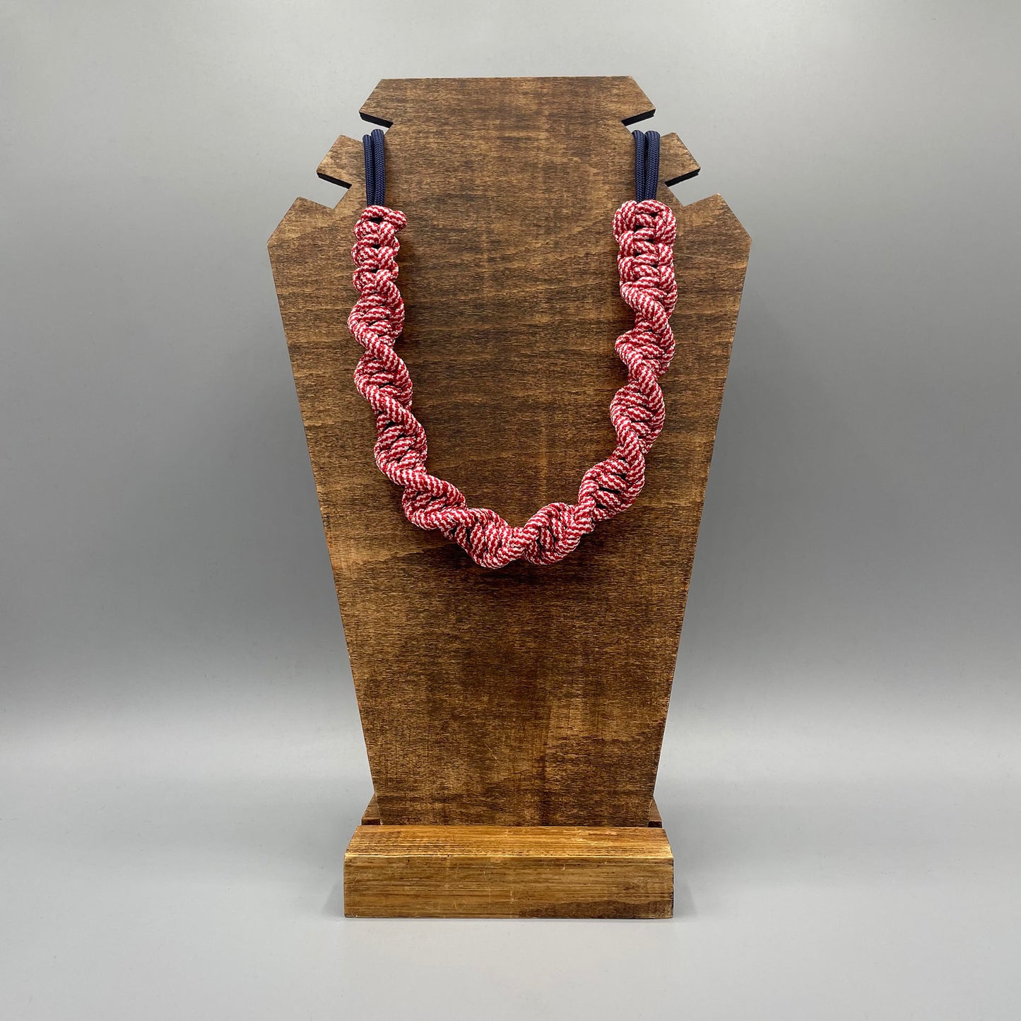 Paracord Macrame Necklace - Gingham Red