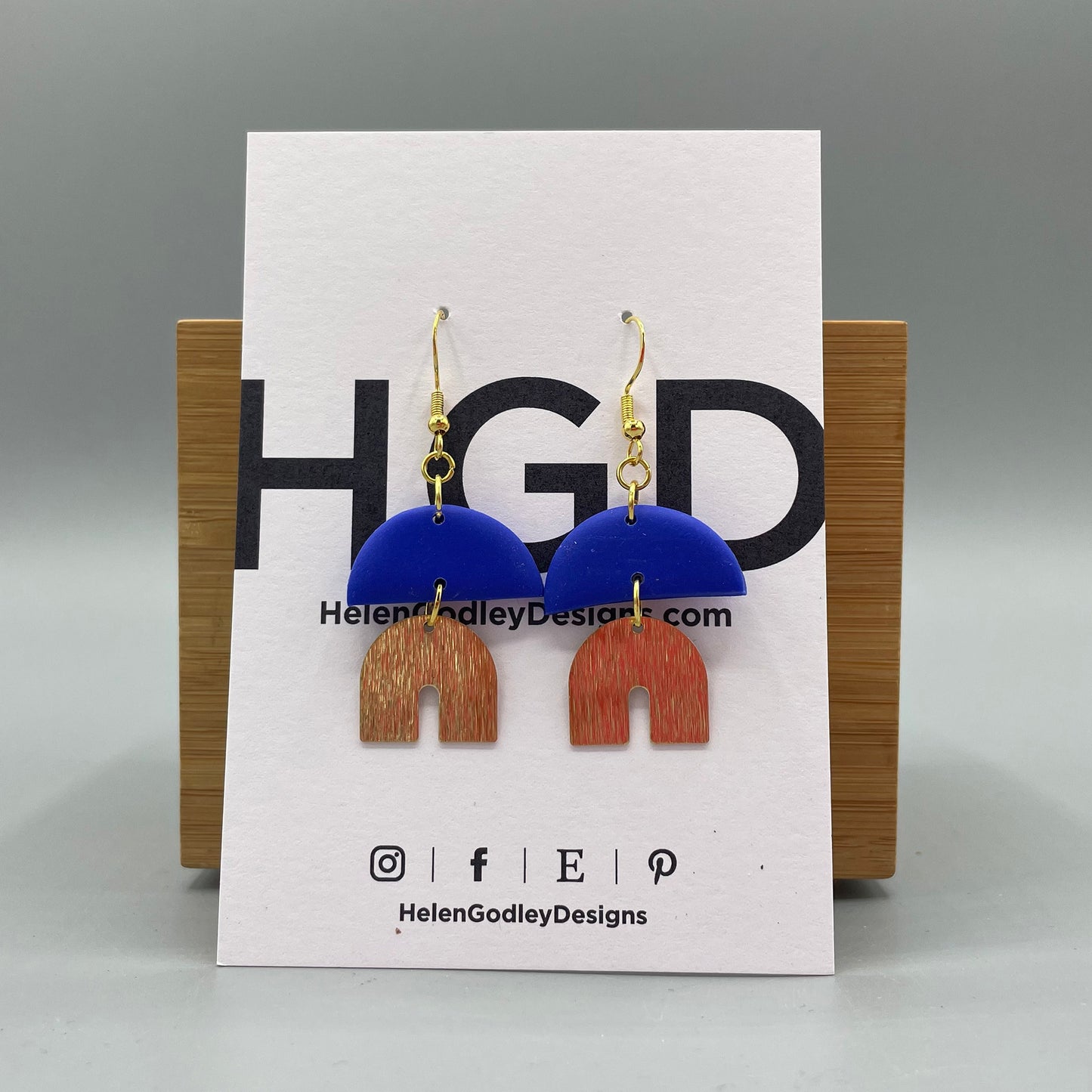 Polymer Clay Dangly Earrings – Brass Arches