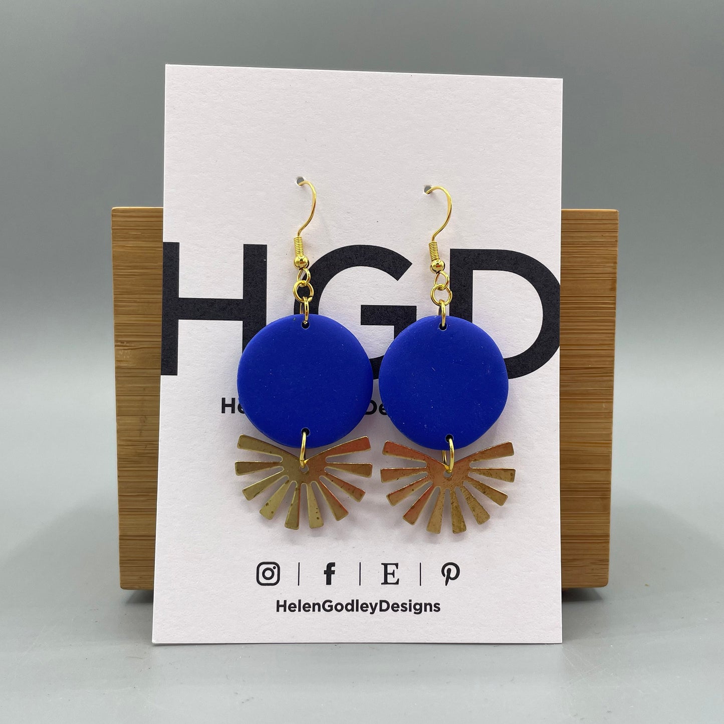 Polymer Clay Dangly Earrings – Brass Rays