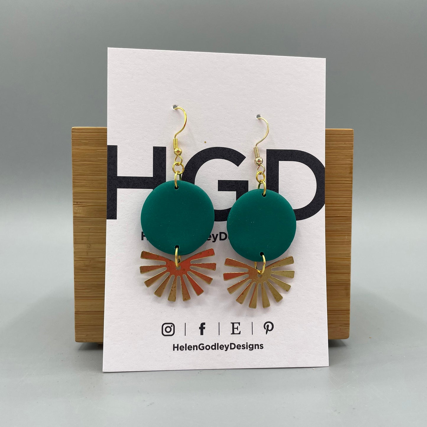 Polymer Clay Dangly Earrings – Brass Rays