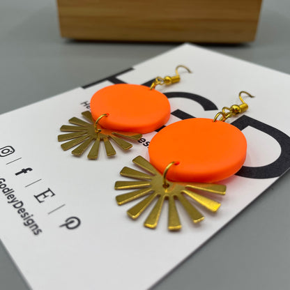 Polymer Clay Dangly Earrings – Brass Rays