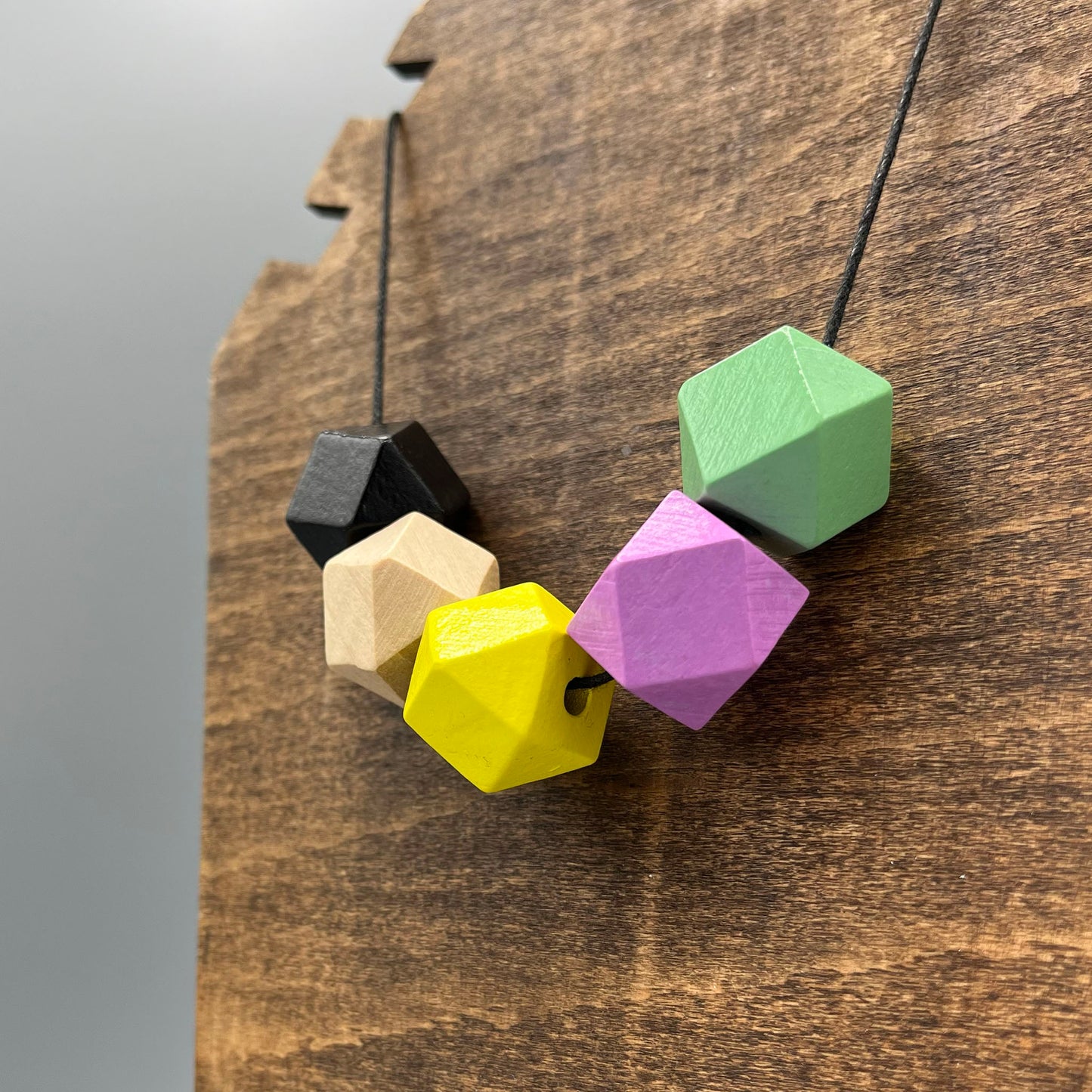 Wooden Bead Necklace – Mixed Colour