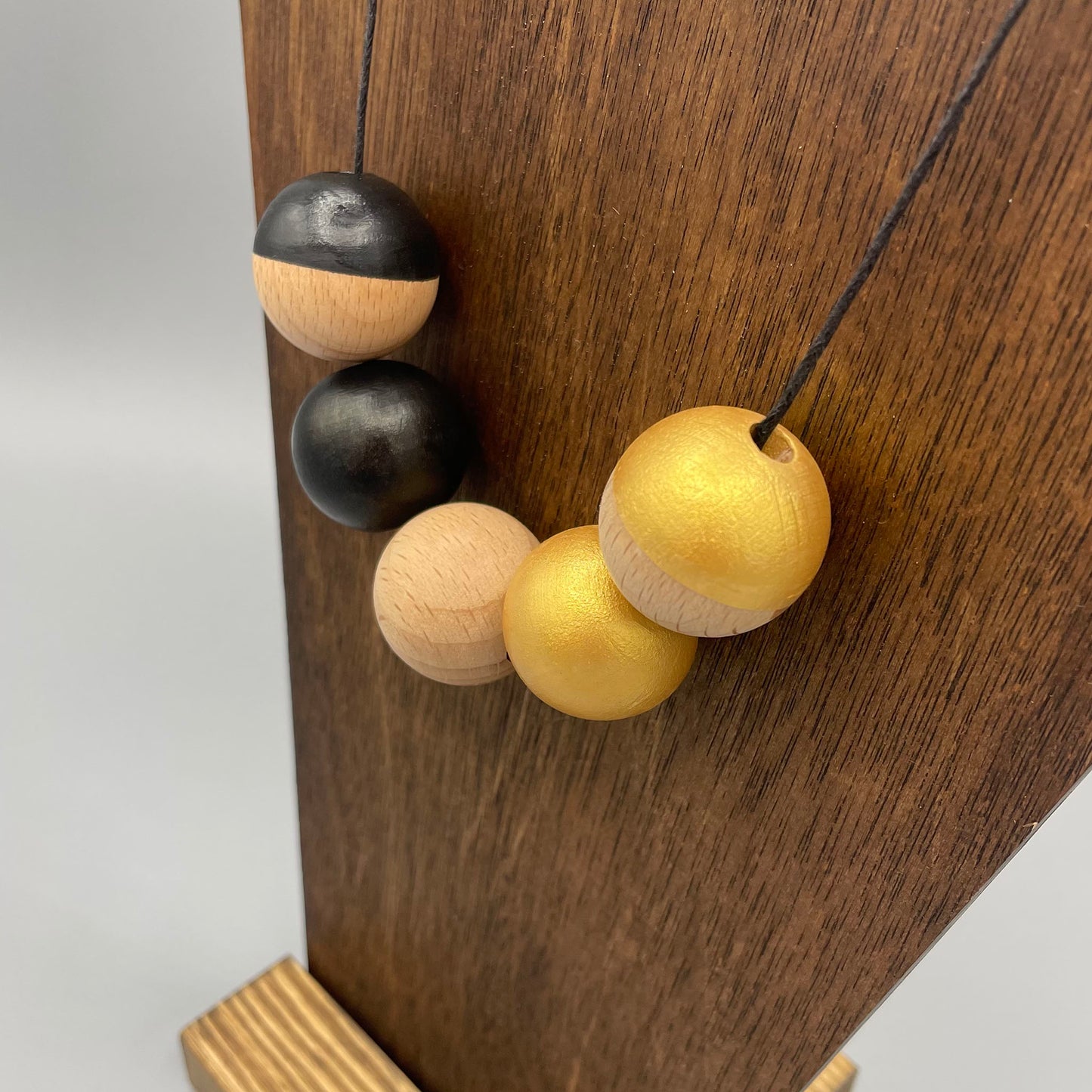 Wooden Bead Necklace – Black & Gold