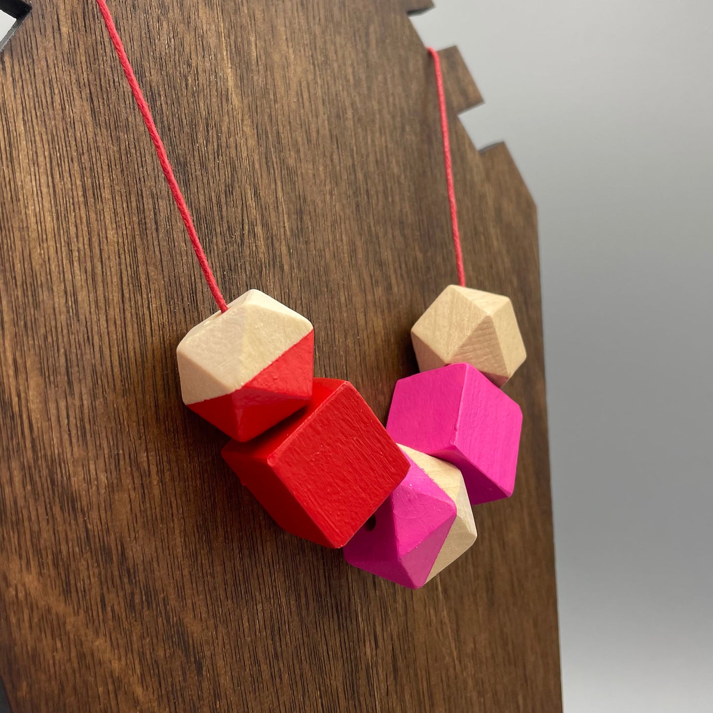 Wooden Bead Necklace – Red & Pink